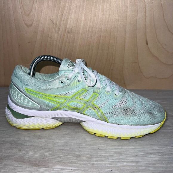 Asics Gel Nimbus 22 Mint Tint Safety Yellow 1012A663 Women's 9 - Picture 6 of 11